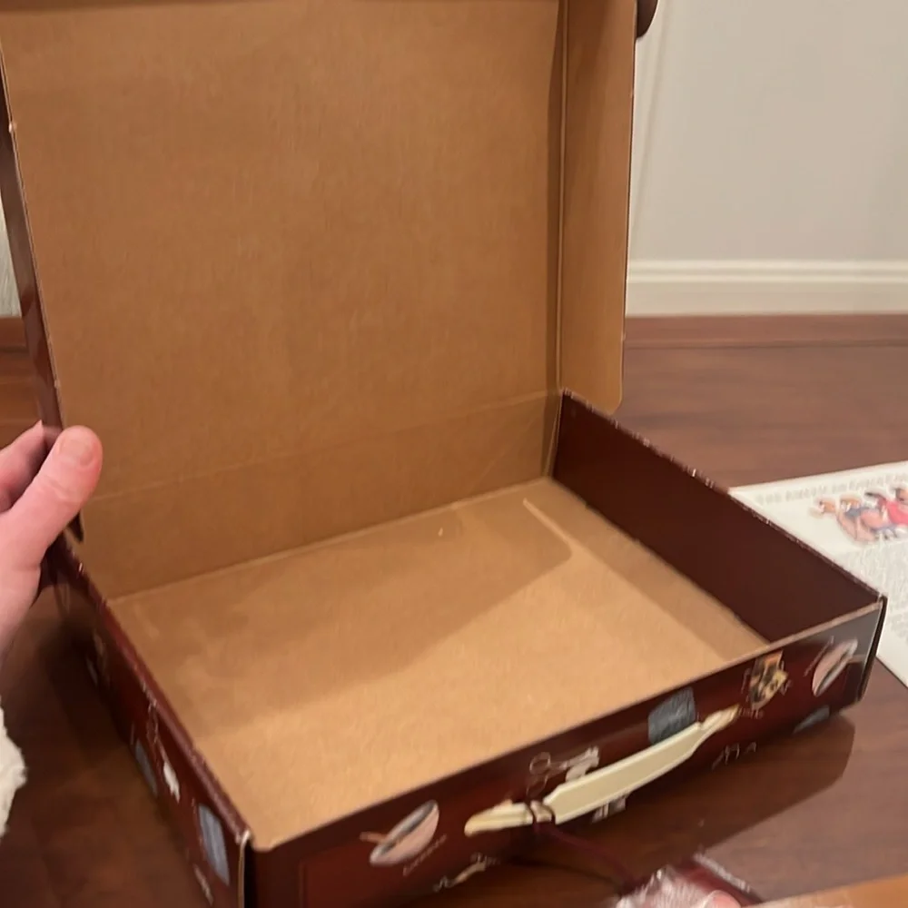 Kirsten’s Pastimes Play Kit - Picture 15 of 16